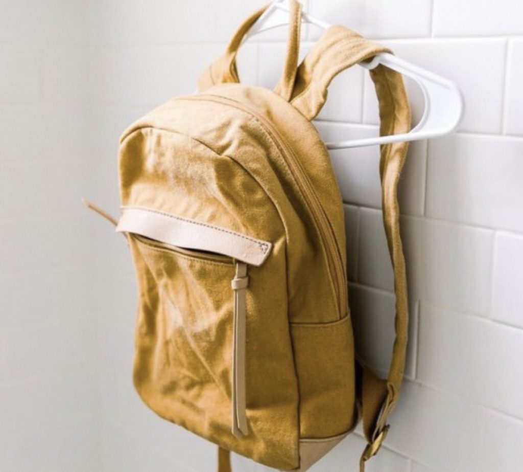 Can I Wash a North Face Backpack? Easy Cleaning Guide!插图4