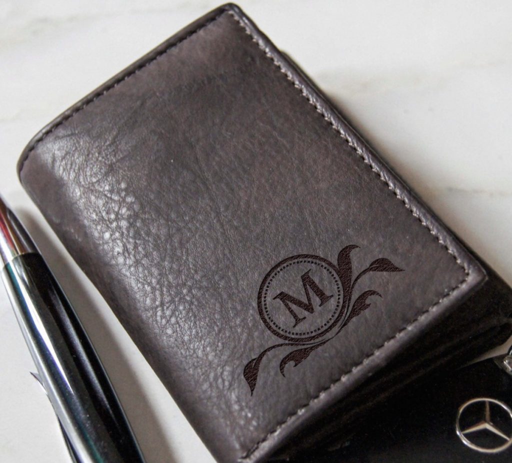 Custom Wallets: Crafting Your Personal Style Statement插图4