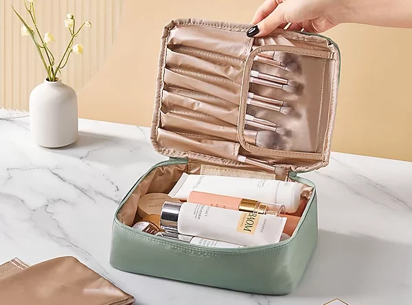 travel makeup bag